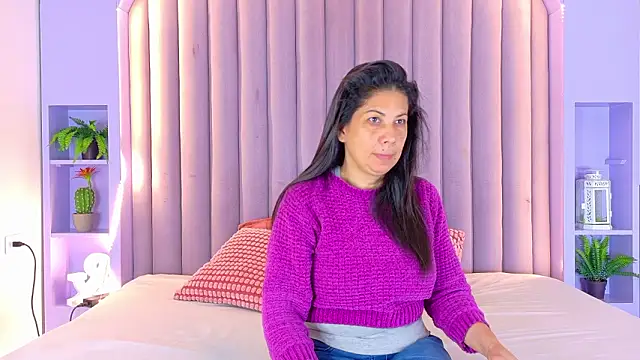 JaylaScott   online show from 03.24.26