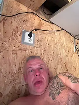 JakubW79 online show from 03.19.25