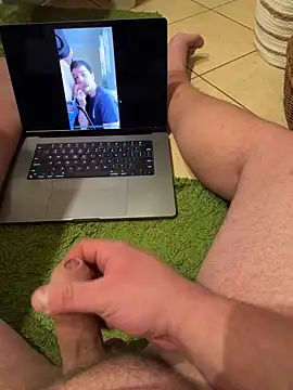 Snapshot of poland_dick chatting on 12.14.24 poland dick online show from 12.14.24