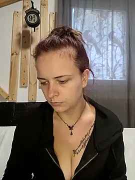 Snapshot of Lilith__Mystery chatting on 10.17.25 Lilith  Mystery online show from 10.17.25