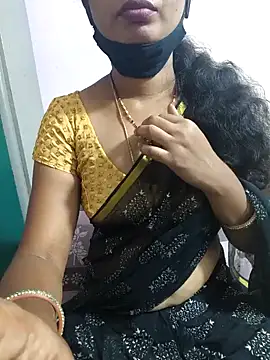 Snapshot of tina_rosy chatting on 01.05.25 tina rosy online show from 01.05.25