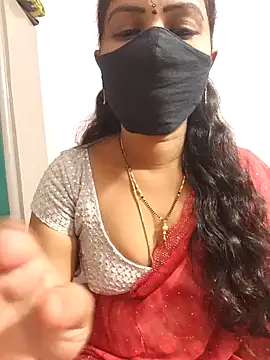 Snapshot of tina_rosy chatting on 01.08.25 tina rosy online show from 01.08.25