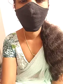 Snapshot of tina_rosy chatting on 01.21.25 tina rosy online show from 01.21.25