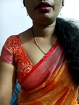 Snapshot of tina_rosy chatting on 02.09.25 tina rosy online show from 02.09.25