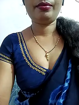 Snapshot of tina_rosy chatting on 02.10.25 tina rosy online show from 02.10.25