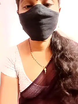 Snapshot of tina_rosy chatting on 03.01.25 tina rosy online show from 03.01.25