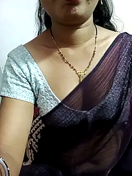 Snapshot of tina_rosy chatting on 03.20.25 tina rosy online show from 03.20.25