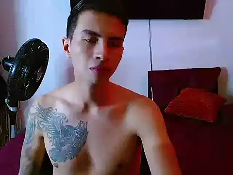 Velk hot online show from 06.19.26