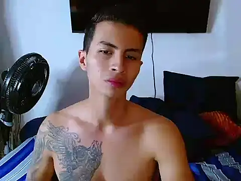 Velk hot online show from 07.28.26