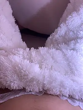 Aimeil online show from 12.14.24