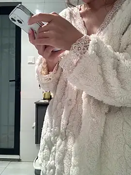 Aimeil online show from 03.12.25