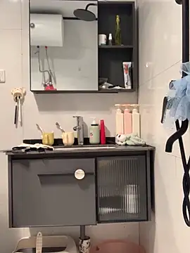 Aimeil online show from 03.14.25