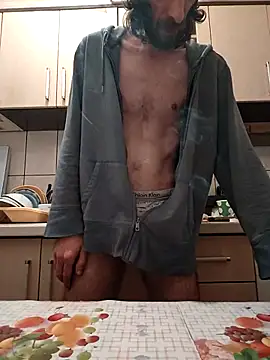 Snapshot of vulpe8400 chatting on 10.07.25 vulpe8400 online show from 10.07.25