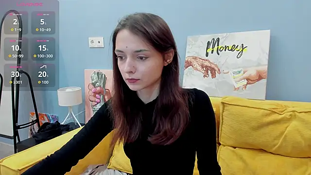 Snapshot of Kira_Ke11y chatting on 09.20.25 Kira Ke11y online show from 09.20.25