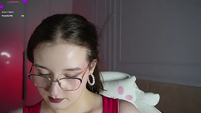 Snapshot of ArleighFrankson chatting on 12.07.24 ArleighFrankson online show from 12.07.24