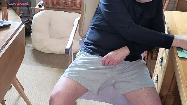 Adamdaddybear online show from 06.29.26