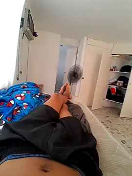 Snapshot of elcobin chatting on 02.19.25 elcobin online show from 02.19.25