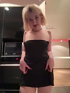 Snapshot of XMelissaX chatting on 05.15.26 XMelissaX online show from 05.15.26