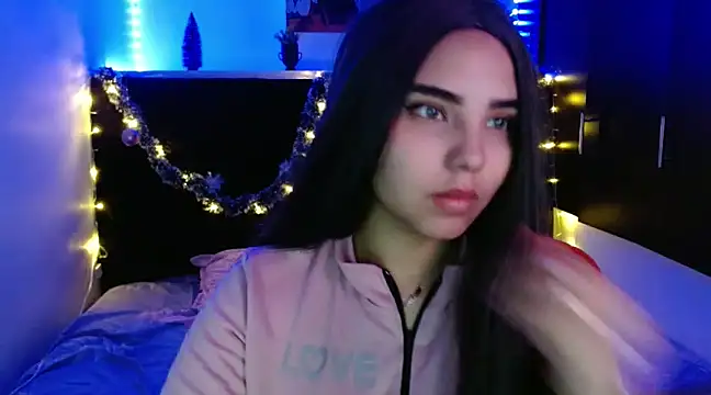 Snapshot of Miapeyton chatting on 12.23.24 Miapeyton online show from 12.23.24