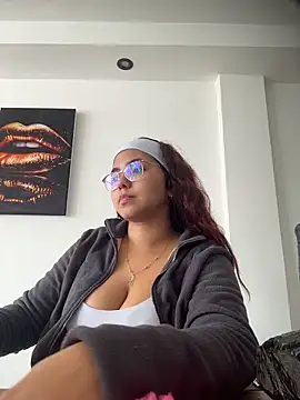 Miapeyton online show from 11.18.25