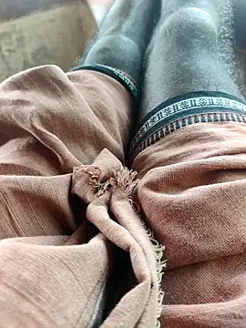 Snapshot of Shibuvyyyy chatting on 11.16.25 Shibuvyyyy online show from 11.16.25