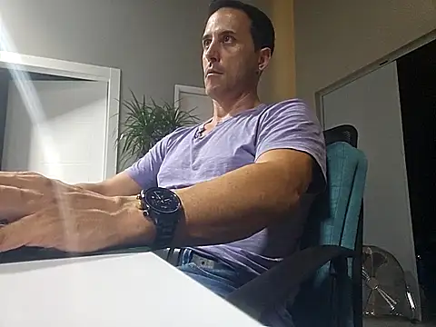 Lucas   81 online show from 10.30.25