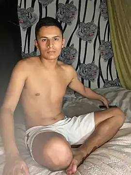 Romax2 online show from 02.21.25