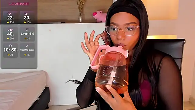 Snapshot of IvyBliss8 chatting on 01.15.25 IvyBliss8 online show from 01.15.25