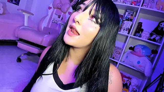 julyana  online show from 01.31.25