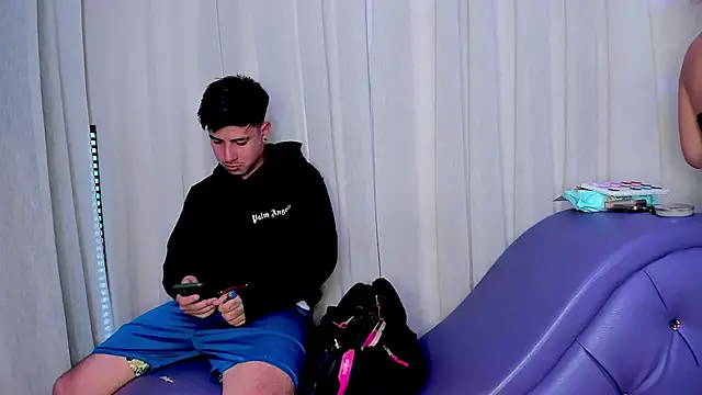 Yourslust  online show from 01.05.26