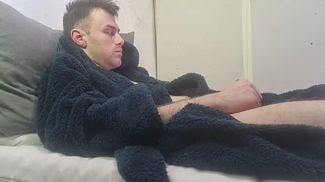 Snapshot of addicktedGT chatting on 12.28.24 addicktedGT online show from 12.28.24