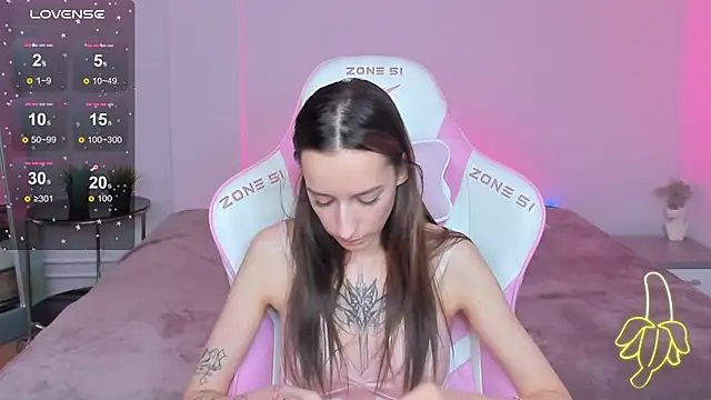 Snapshot of Doris_Scott chatting on 03.13.25 Doris Scott online show from 03.13.25