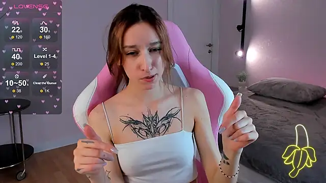 Snapshot of Doris_Scott chatting on 03.21.25 Doris Scott online show from 03.21.25