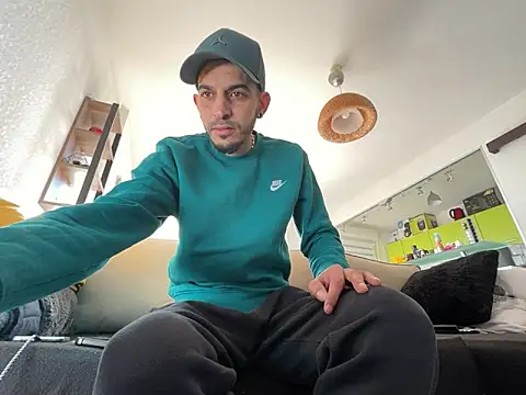 Rebeu313 online show from 01.07.25