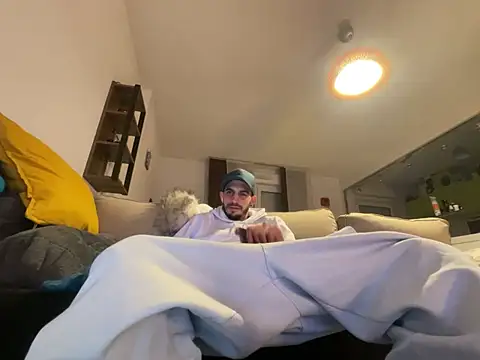 Rebeu313 online show from 01.16.25