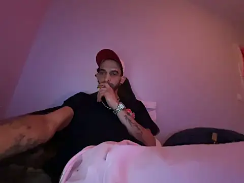 Rebeu313 online show from 04.12.26