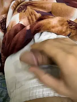 Snapshot of hamed-697 chatting on 12.14.24 hamed-697 online show from 12.14.24