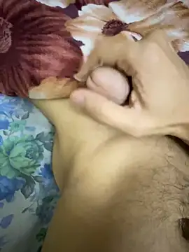 Snapshot of hamed-697 chatting on 01.11.25 hamed-697 online show from 01.11.25