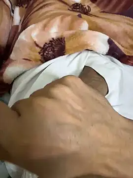 Snapshot of hamed-697 chatting on 01.13.25 hamed-697 online show from 01.13.25