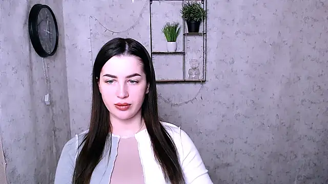 Snapshot of DivaKaily_ chatting on 12.16.24 DivaKaily online show from 12.16.24