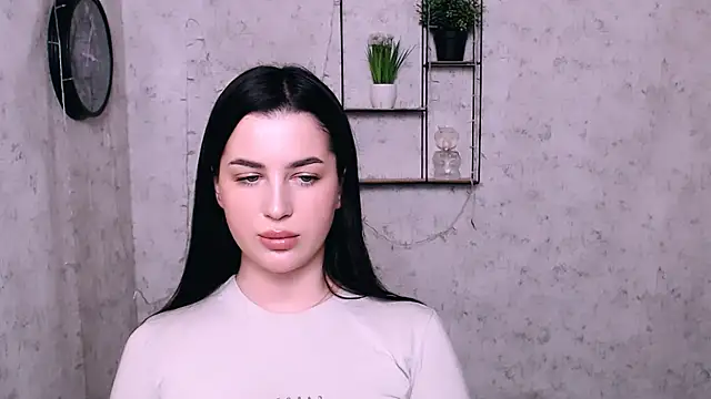 Snapshot of DivaKaily_ chatting on 01.17.25 DivaKaily online show from 01.17.25