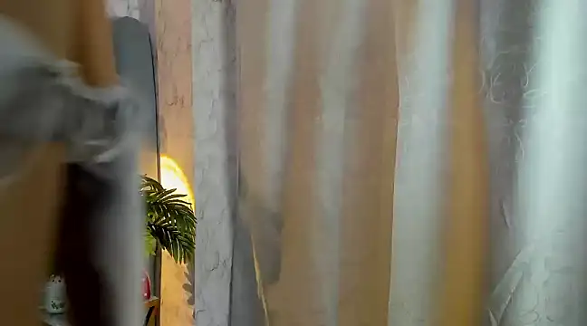 skyyfoxpraga online show from 03.18.25