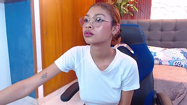 Perla prg online show from 03.20.25