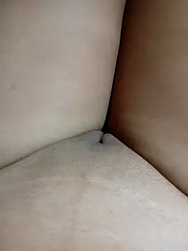 Snapshot of Khaleyssi chatting on 03.11.25 Khaleyssi online show from 03.11.25