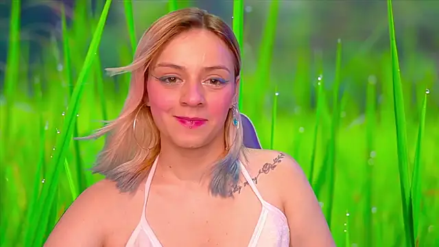 Snapshot of Dolce--Mia---Bianchi__07 chatting on 01.06.25 Dolce--Mia---Bianchi  07 online show from 01.06.25