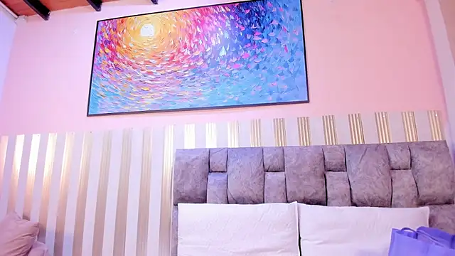 nova lane online show from 04.08.26