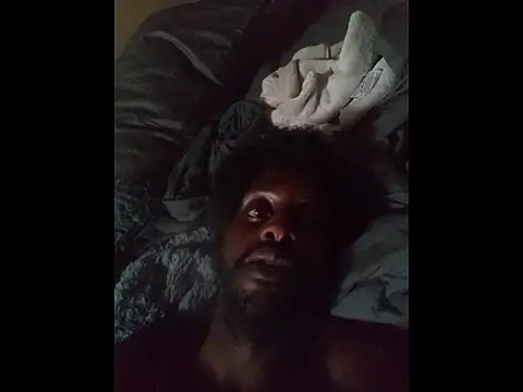 Snapshot of DevinToore chatting on 03.21.26 DevinToore online show from 03.21.26