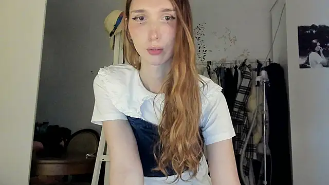 LisaIcon online show from 06.15.26