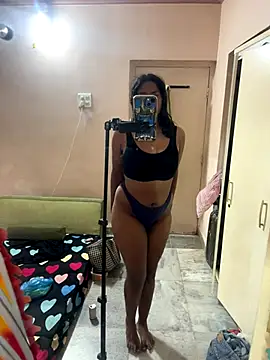 Snapshot of jaffy chatting on 11.29.25 jaffy online show from 11.29.25