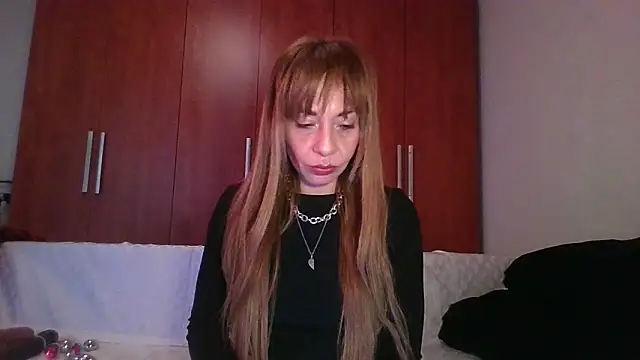 KarolinaReaper online show from 10.18.25